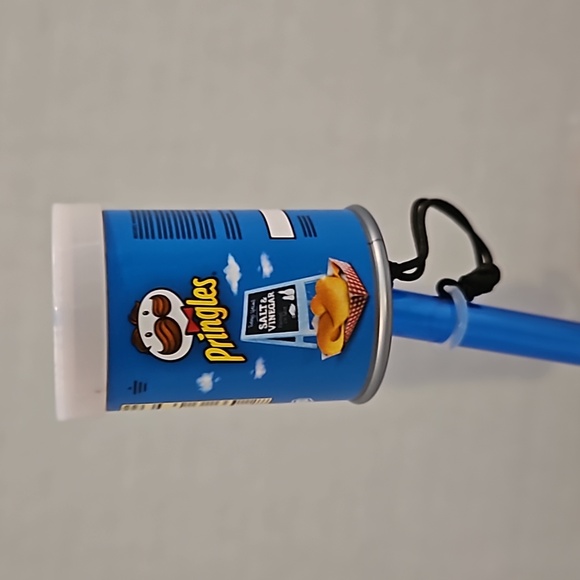 Mini Brands Pringles straw cap - Picture 3 of 3